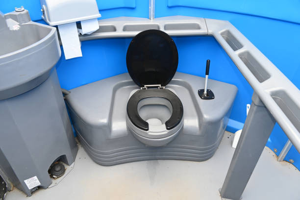 Best Porta potty delivery and setup  in Worthington, MN